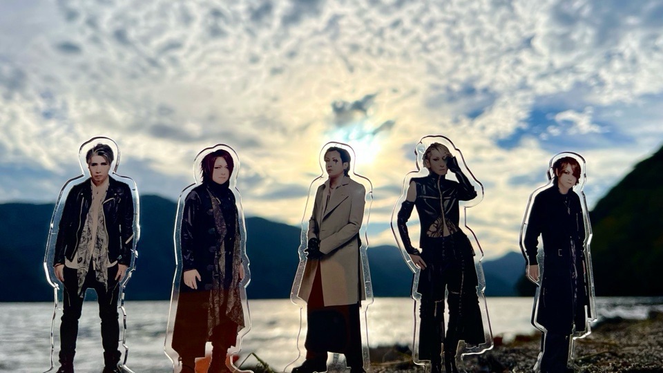 あまりにもかっこいいPIERROTアクスタ